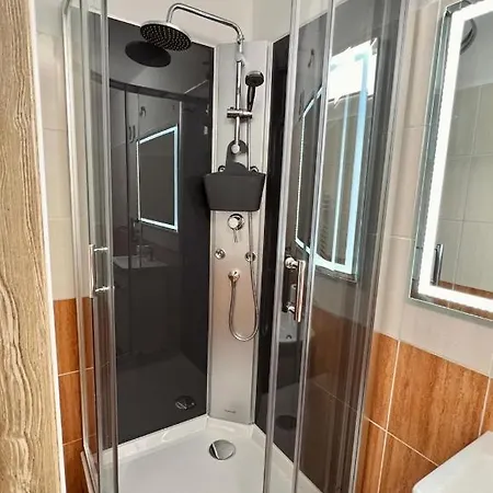 Aperol בית הארחה הרנסקו